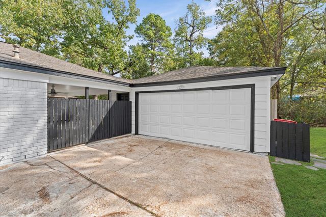 1123 Suwanee Lane, Houston, TX 77090