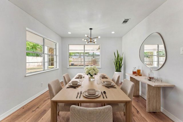 1123 Suwanee Lane, Houston, TX 77090