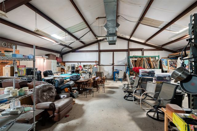 318 Cold Springs Road, Van Alstyne, TX 75495