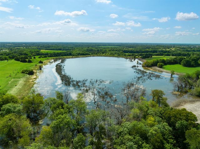318 Cold Springs Road, Van Alstyne, TX 75495