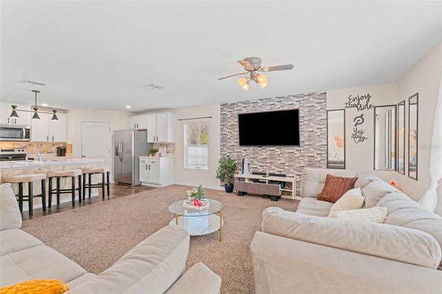 118 KARAS TRAIL, Palm Coast, FL 32164