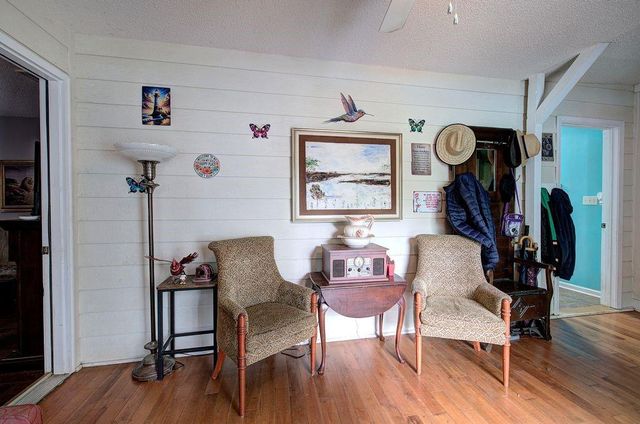 36 Shaw Street, Kingston, GA 30145