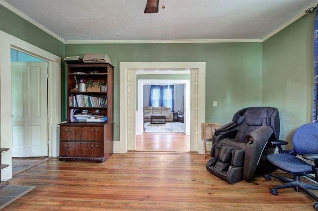 36 Shaw Street, Kingston, GA 30145