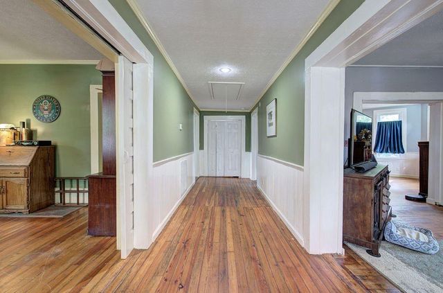36 Shaw Street, Kingston, GA 30145