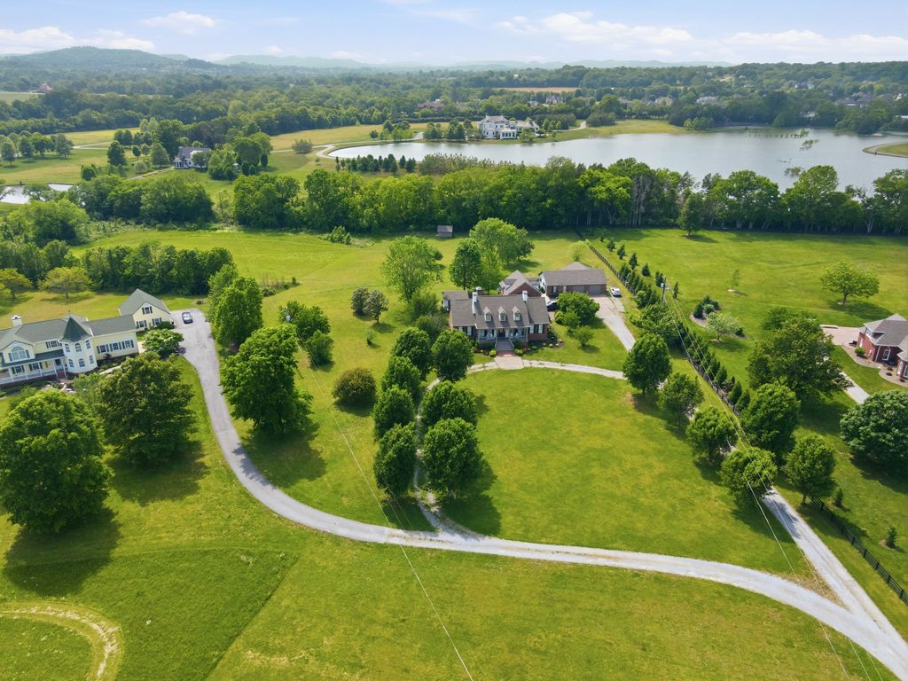 4335 N Chapel Rd, Franklin, TN 37067