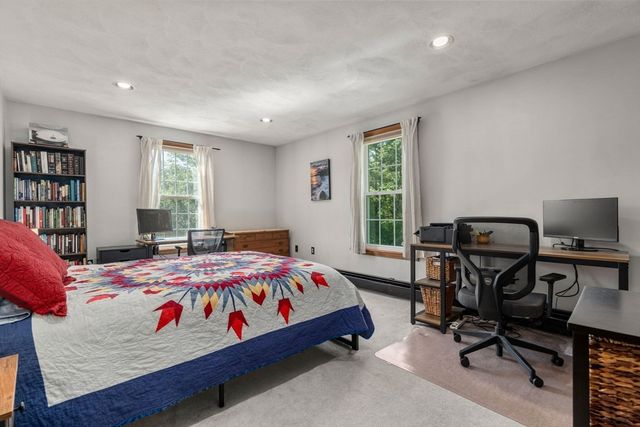 61 Regina S Dr, Tewksbury, MA 01876