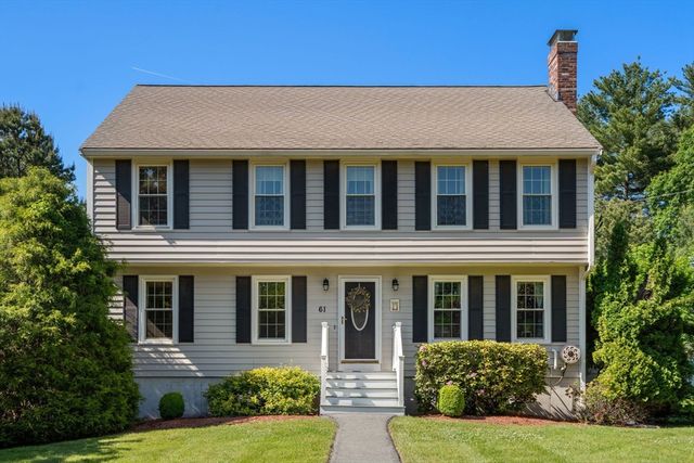 61 Regina S Dr, Tewksbury, MA 01876