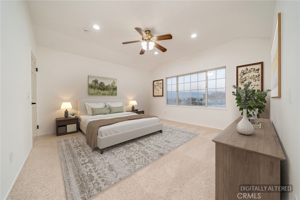 Image 11 of property listing at 350 Avenue 9, Lake Elsinore, CA 92530