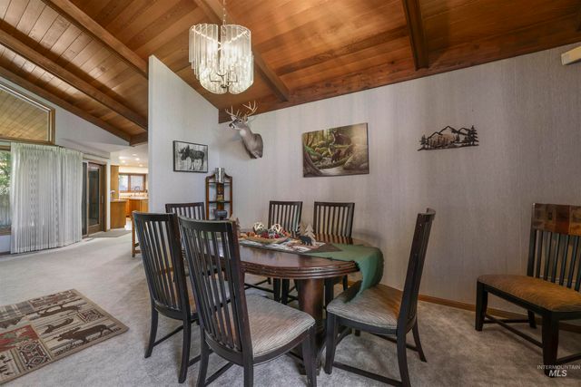 556 Ballingrude Dr, Twin Falls, ID 83301