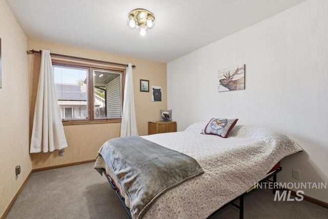 556 Ballingrude Dr, Twin Falls, ID 83301