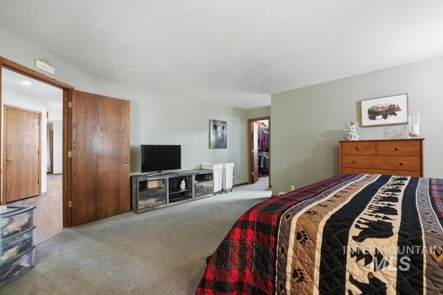 556 Ballingrude Dr, Twin Falls, ID 83301