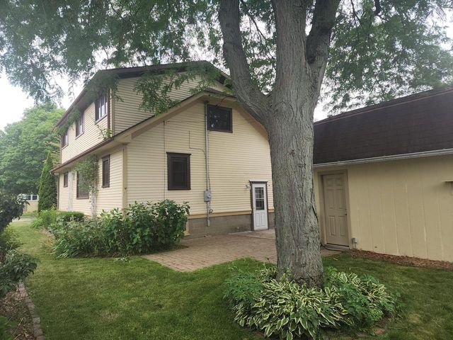 7613 29th AVENUE, Kenosha, WI 53143