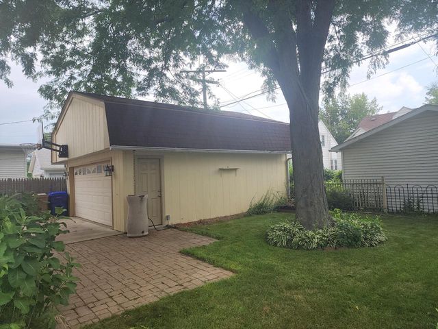 7613 29th AVENUE, Kenosha, WI 53143