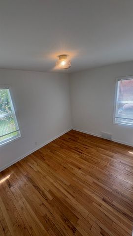 17690 Hoover Street, Detroit, MI 48205