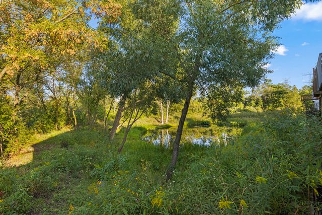 1537 Queen Ann Lane, Gurnee, IL 60031