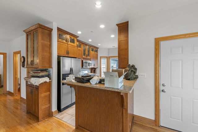 1537 Queen Ann Lane, Gurnee, IL 60031