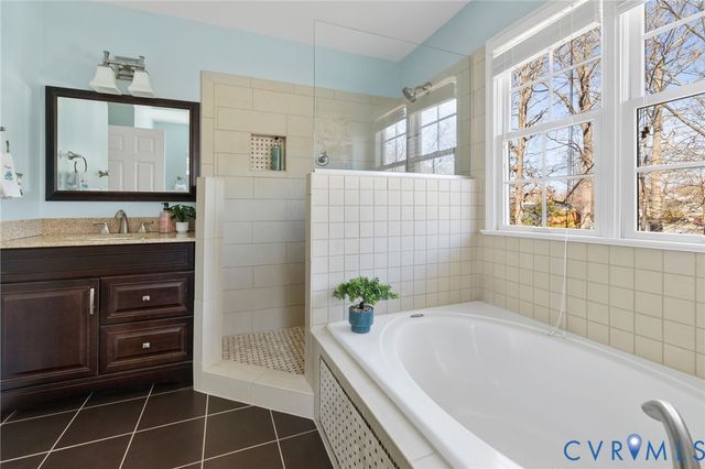 12000 Courtyard Glen Pl, Henrico, VA 23233