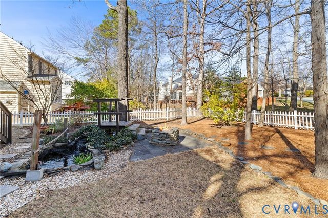 12000 Courtyard Glen Pl, Henrico, VA 23233