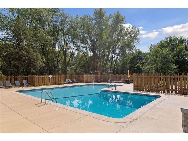 6304 Falcon Court, Edina, MN 55436
