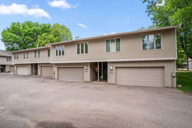 6304 Falcon Court, Edina, MN 55436