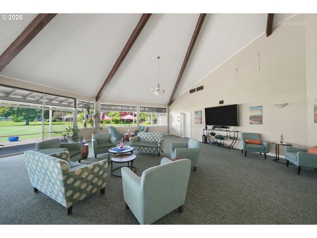 12671 Sw PRINCE EDWARD Ct A, King City, OR 97224