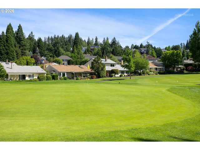 12671 Sw PRINCE EDWARD Ct A, King City, OR 97224