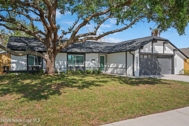 2630 Raintree Lake Circle, Merritt Island, FL 32953