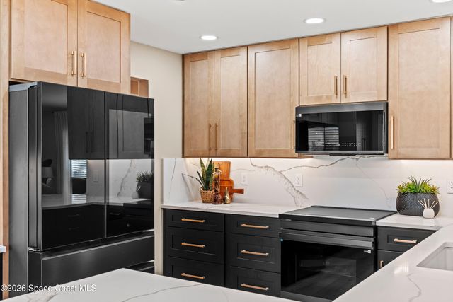 2630 Raintree Lake Circle, Merritt Island, FL 32953