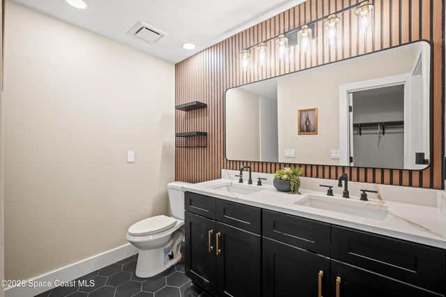 2630 Raintree Lake Circle, Merritt Island, FL 32953