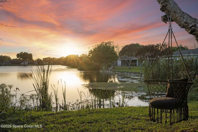 2630 Raintree Lake Circle, Merritt Island, FL 32953