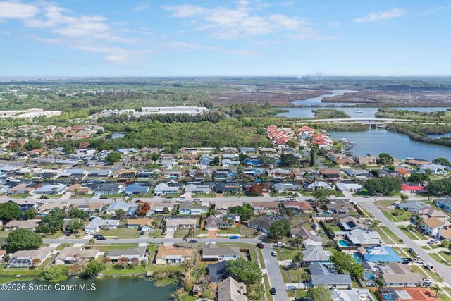 2630 Raintree Lake Circle, Merritt Island, FL 32953