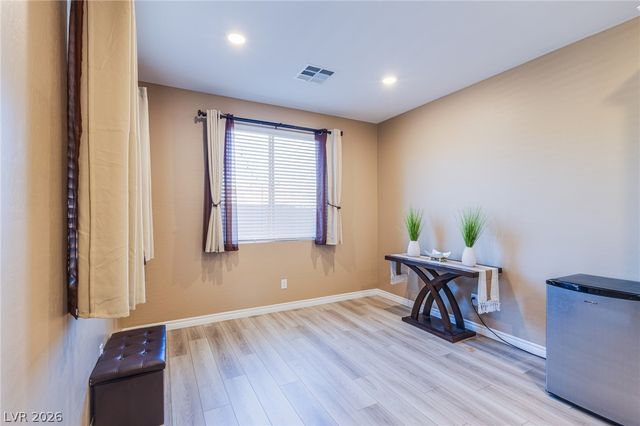 10080 Desert Azure Street, Las Vegas, NV 89178
