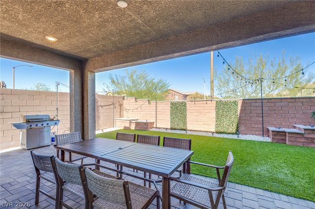 10080 Desert Azure Street, Las Vegas, NV 89178