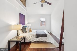 130 CATHARINE ST, Philadelphia, PA 19147
