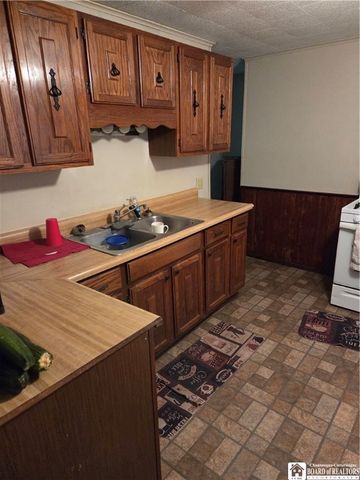 9 Beech Street, Jamestown, NY 14701