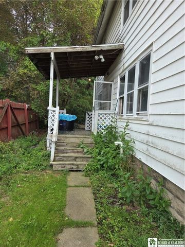 9 Beech Street, Jamestown, NY 14701