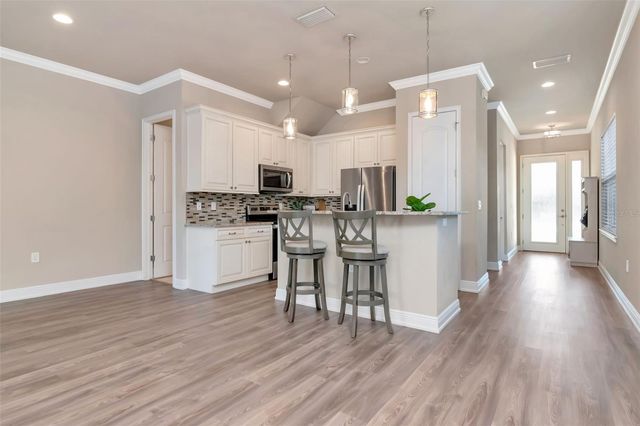 2407 W NORTH B STREET 2, Tampa, FL 33609