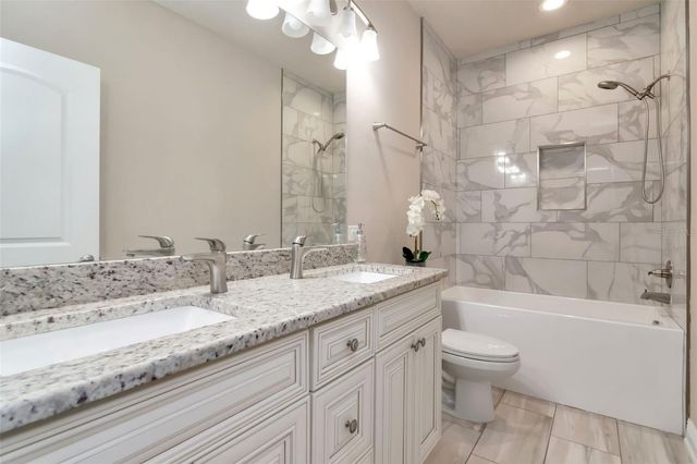 2407 W NORTH B STREET 2, Tampa, FL 33609