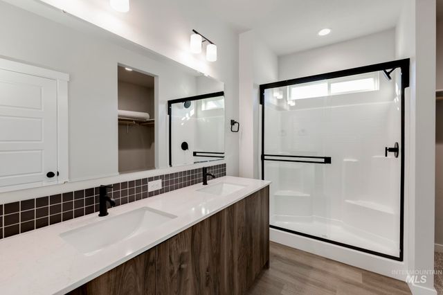 10487 W Teratai St, Star, ID 83669