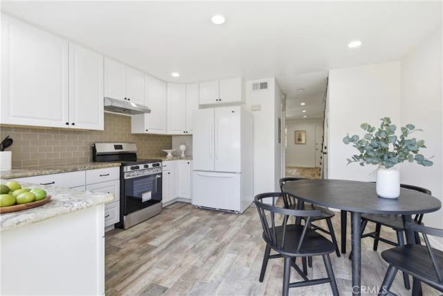 6094 Orange Avenue, Cypress, CA 90630