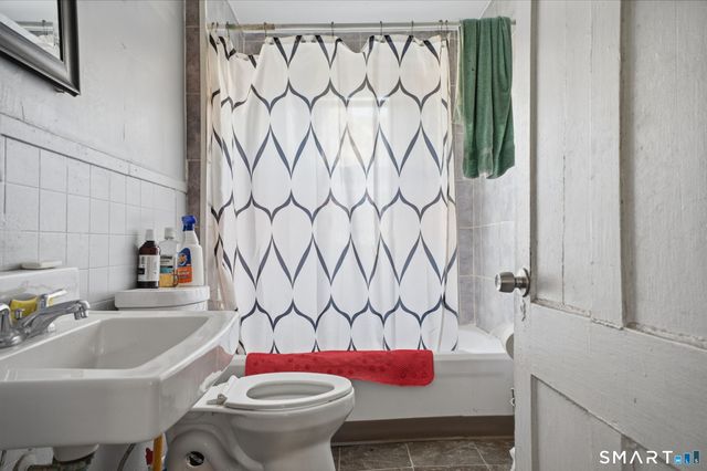 49 Birch Street, Manchester, CT 06040