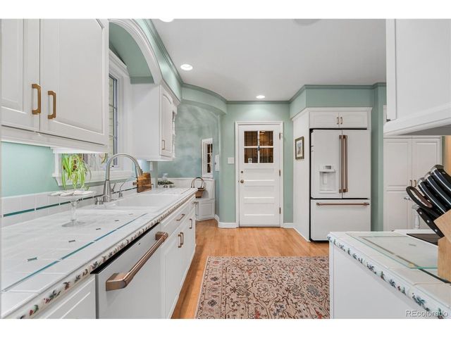5530 E 6th Ave, Denver, CO 80220