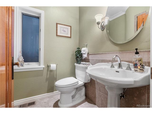 5530 E 6th Ave, Denver, CO 80220