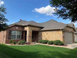 1445 Whitewater Drive, Little Elm, TX 75068