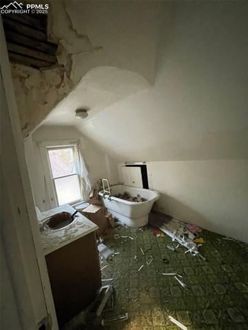 715 E Kiowa Street, Colorado Springs, CO 80903