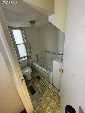 715 E Kiowa Street, Colorado Springs, CO 80903