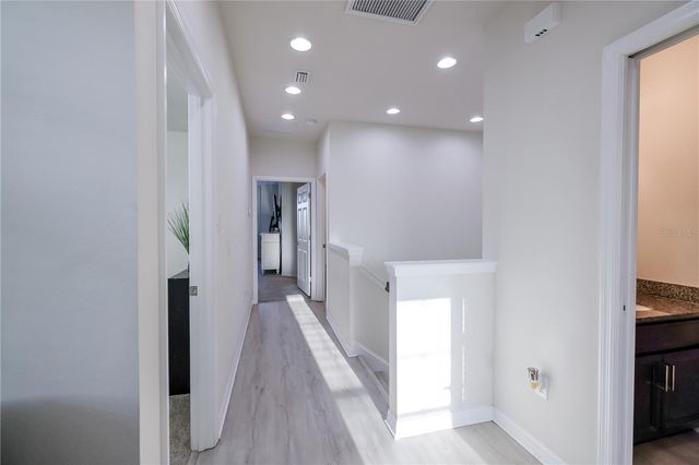 4868 WANDERING WAY, Wesley Chapel, FL 33544