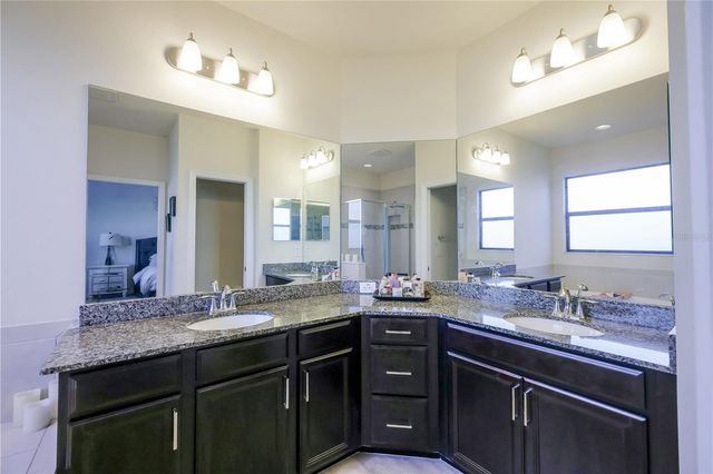 4868 WANDERING WAY, Wesley Chapel, FL 33544