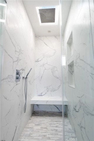 1809 S Longwood, Los Angeles, CA 90019