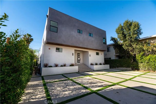 1809 S Longwood, Los Angeles, CA 90019